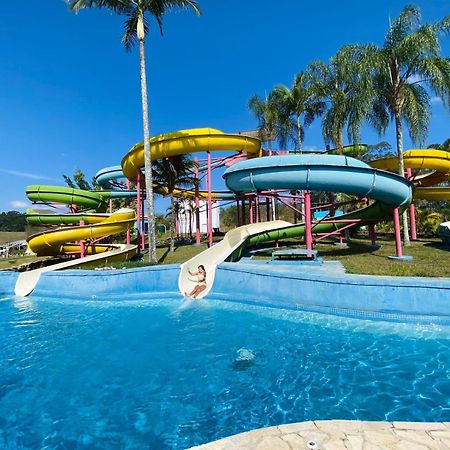 Flat Particular Adeias Das Aguas Park Resort Barra do Piraí Exteriér fotografie